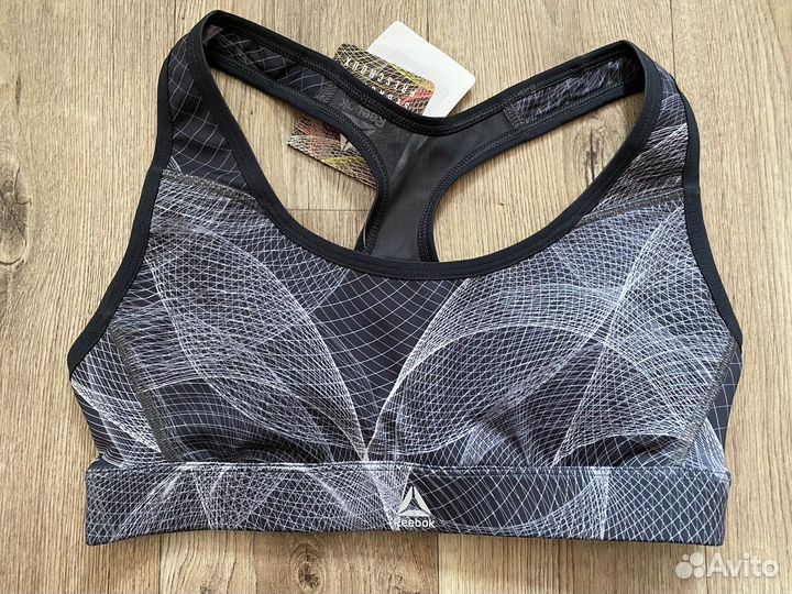 Бра топ reebok