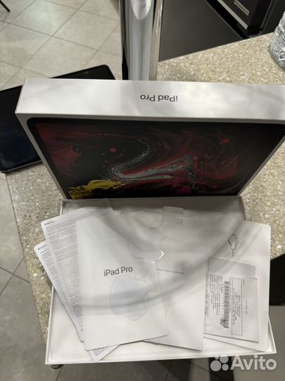iPad pro 12 9 2018 64gb