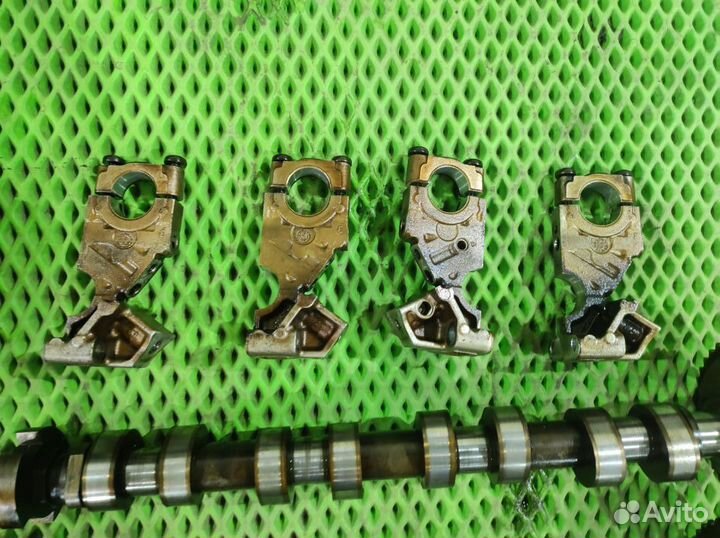 Распредвал впускной выпускной Peugeot 308