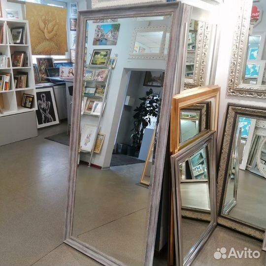 Зеркало в алюминиевом багете