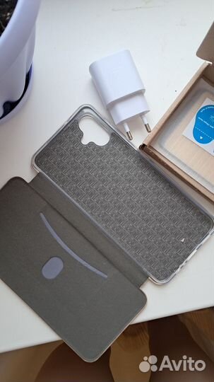 Чехол, зарядка и стекло для Samsung Galaxy A06