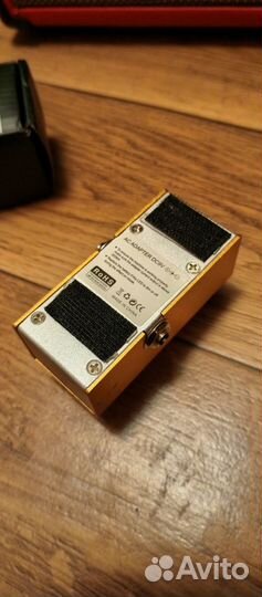 Гитарная педаль Tremolo