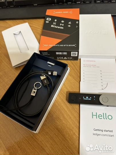 Ledger Nano X Аппаратный криптокошельк