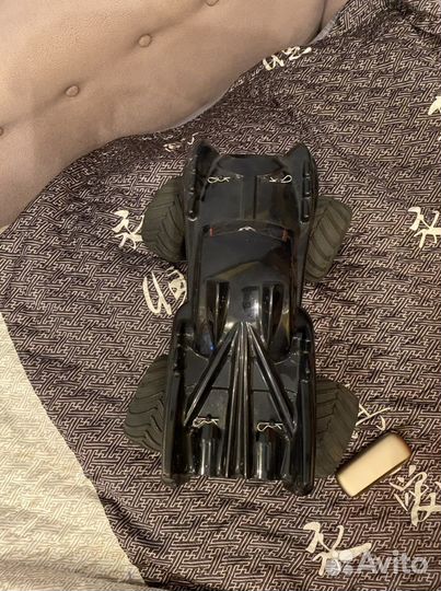 Электромашинка на пульте 1/10