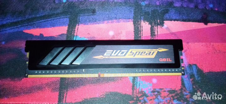 Продам модуль памяти GeIL EVO Spear