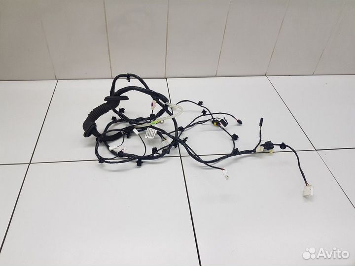Электропроводка двери багажника (Chery Tiggo 4)