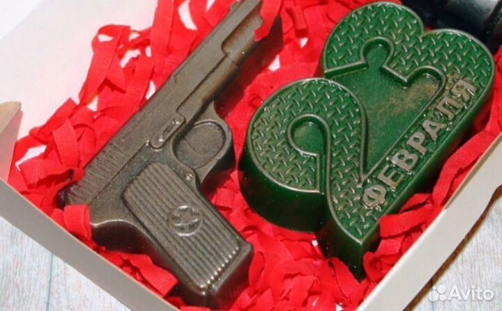 Танк, пистолет, мыло для мальчиков и мужчин