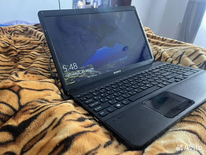 Ноутбук sony vaio i5