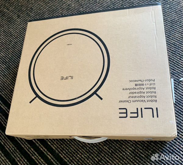 Робот пылесос новый