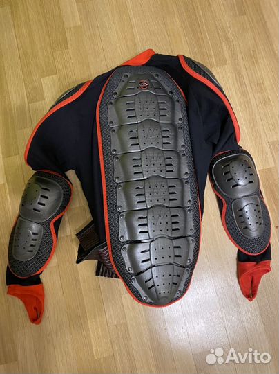 Защита горные лыжи сноуборд