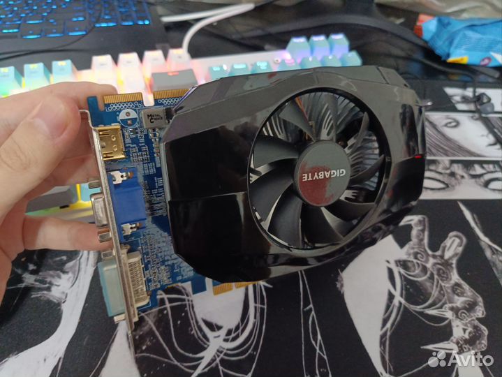 Видеокарта gigabyte r5670 1024MB