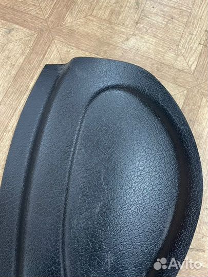 Накладка на торпедо левая Opel Omega