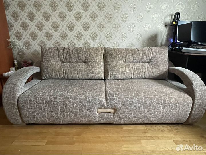 Диван прямой раскладной