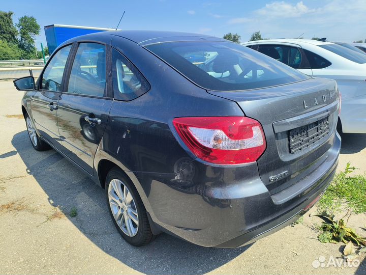 LADA Granta 1.6 МТ, 2024, 3 км