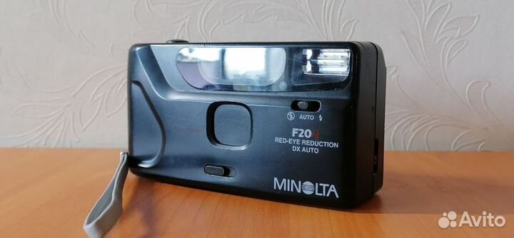 Плёночный фотоаппарат minolta F20R (date)