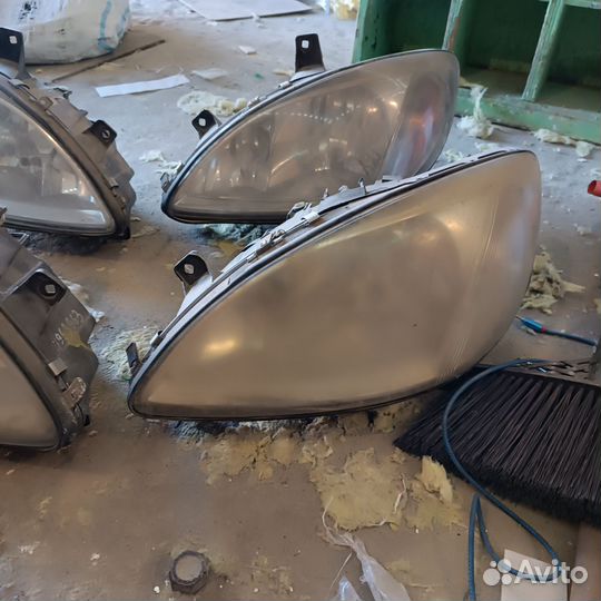 Фары передние mercedes benz Vito 639
