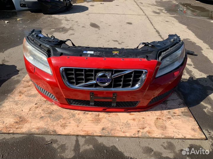 Передняя часть Volvo V70 S80 ксенон Вольво S80 V70