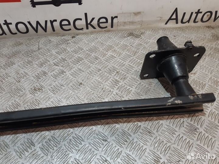 Усилитель переднего бампера Peugeot 3008