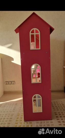 Кукольный домик с мебелью для барби