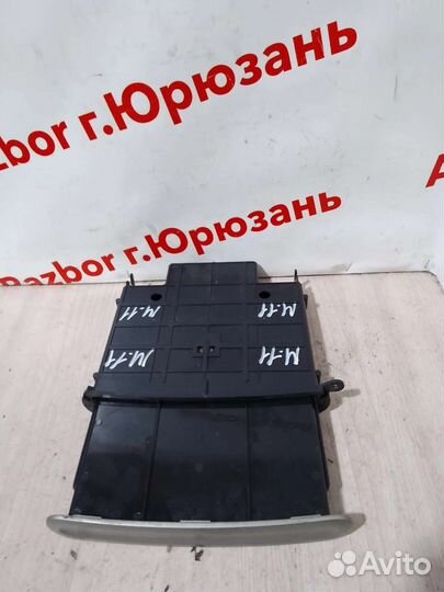 Полка панели Chery m11