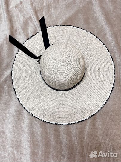 Головные уборы женские