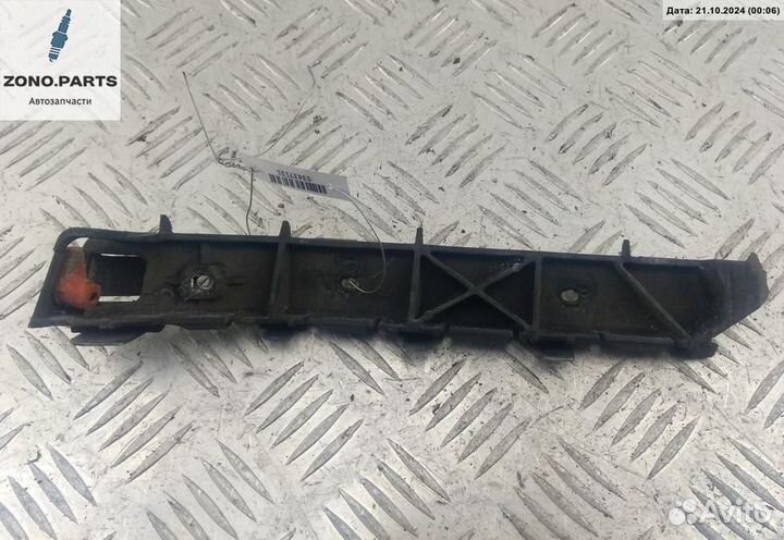 Кронштейн бампера заднего 24460359 на Opel Astra H