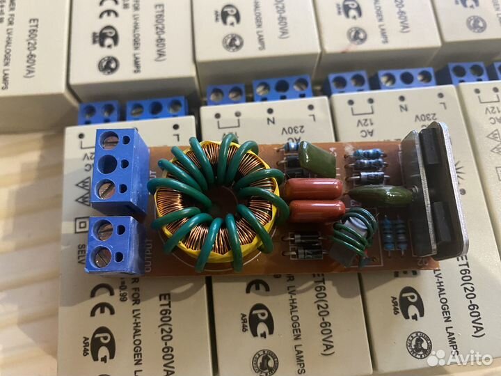 Понижающие трансформатры Feron ET60 220 на 12