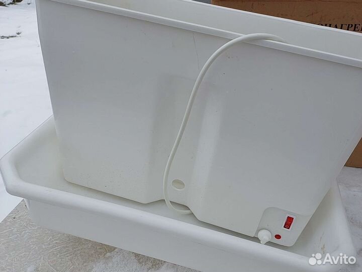 Умывальник с подогревом и тумбой