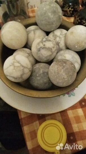 Шары натуральные камень, латунный тазик таз