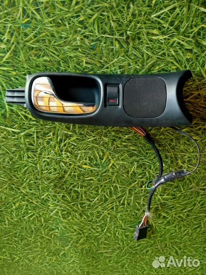 Ручка двери внутренняя передняя левая Ауди А4 Б5