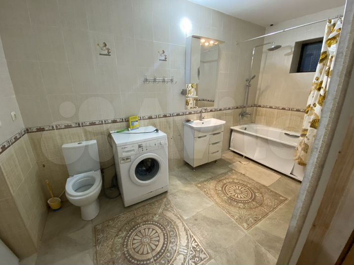 Дом 100 м² на участке 4 га