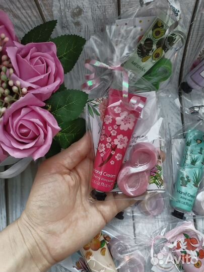 Сувенир из мыла и крема