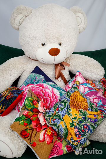 Вязанные подушки ручной работы