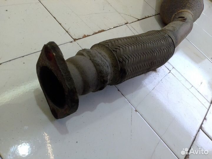 Приемная труба глушителя (Geely Emgrand EC7)