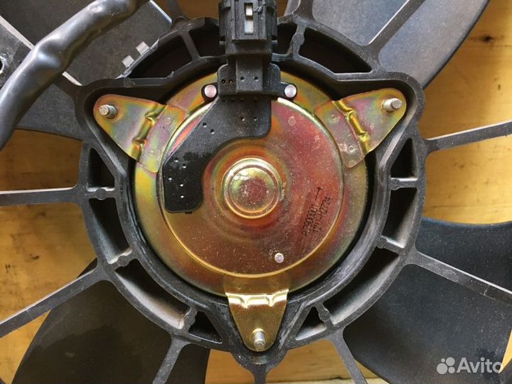 Диффузор радиатора Nissan Fuga GY50 VK45DE 2006