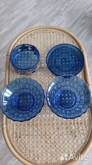 Конфетница цветное стекло