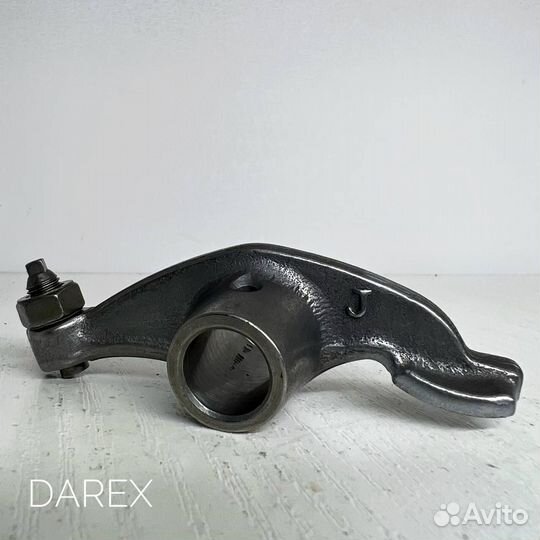 Рокер (коромысло) клапанов грм