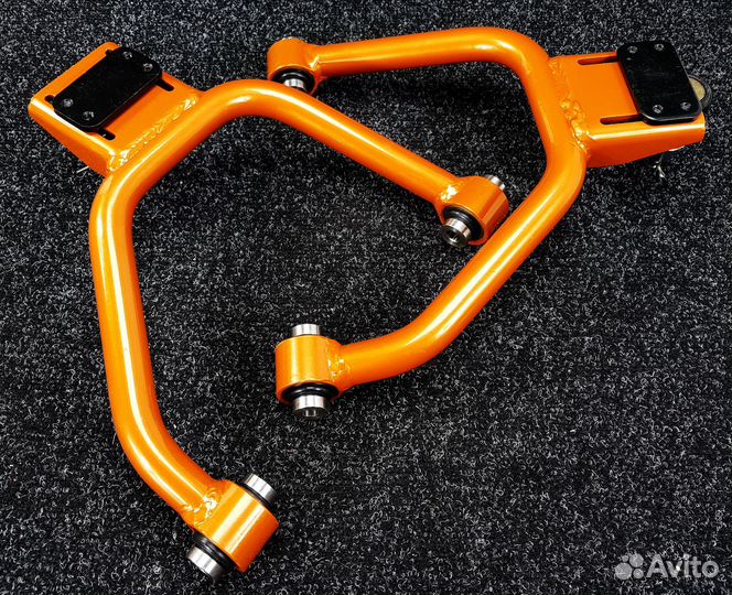 Передние рычаги nissan 350Z, infiniti G35 coupe (V