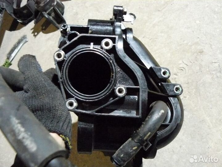 Коллектор впускной для Kia Rio 2015г