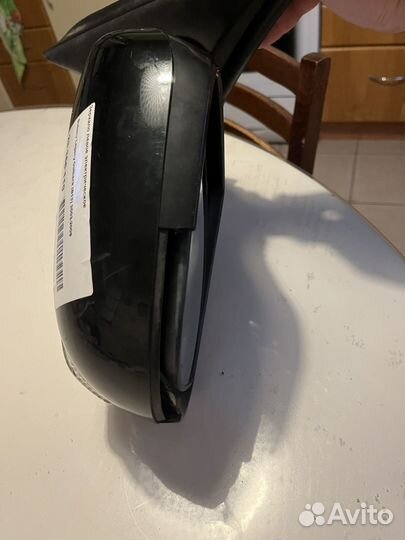 Зеркало левое