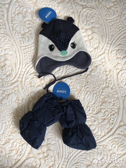 Новая шапка+пинетки lassie деми-зима 42-44