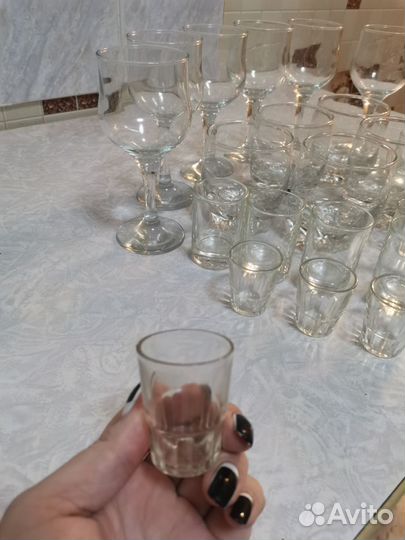 Посуда (стаканы, фужеры, рюмки, кружки)