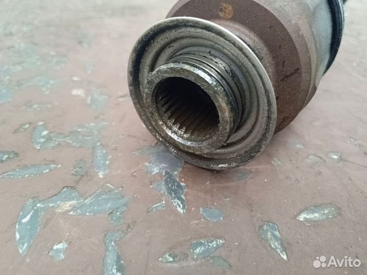 Привод передний правый Honda Cr-V K24Z1