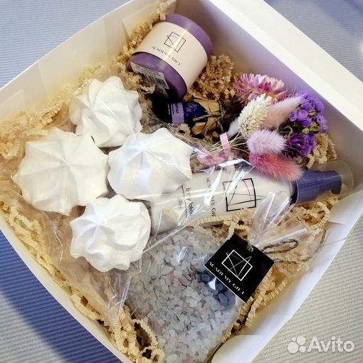 Подарочная коробка с сухоцветами