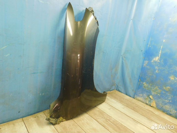 Крыло переднее правое Toyota LC200 2012