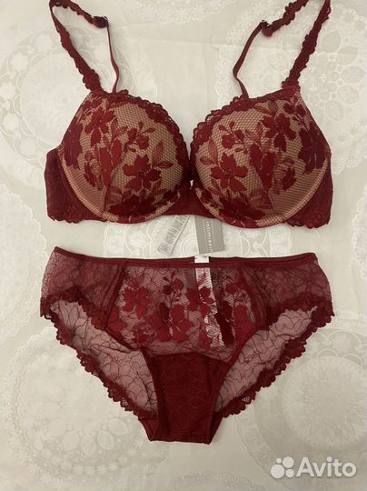 Комплекты нижнего белья intimissimi новое