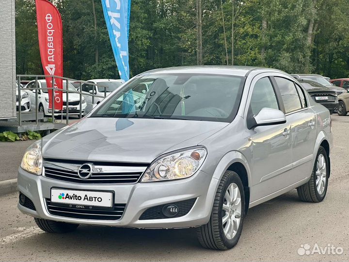 Opel Astra 1.6 МТ, 2012, 169 000 км