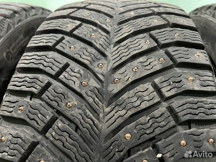Michelin X-Ice North 4 SUV 225/45 R18