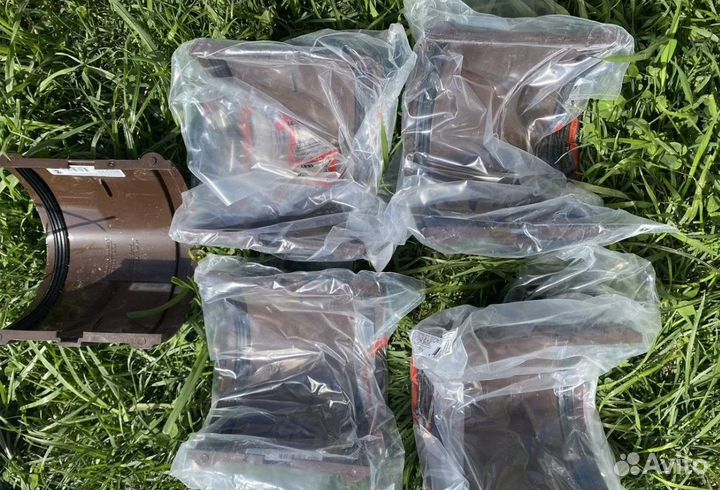 Желоб водосточный