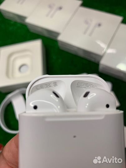 AirPods 2 Premium